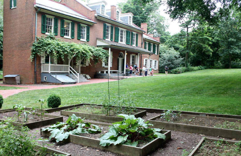 Louise Arnold Tanger Arboretum, United States